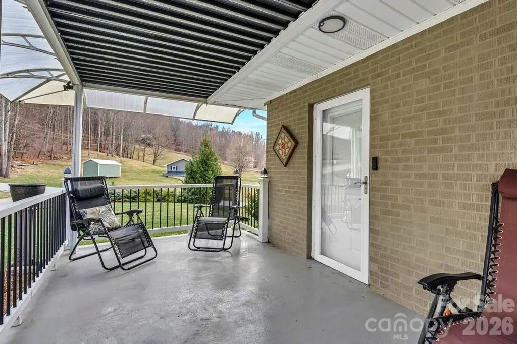 11974 Us Highway 421 Highway N Zionville NC 28698