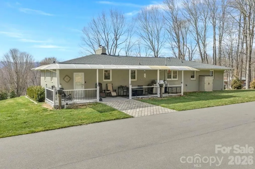 11974 Us Highway 421 Highway N Zionville NC 28698