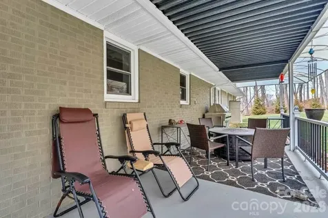 11974 Us Highway 421 Highway N Zionville NC 28698