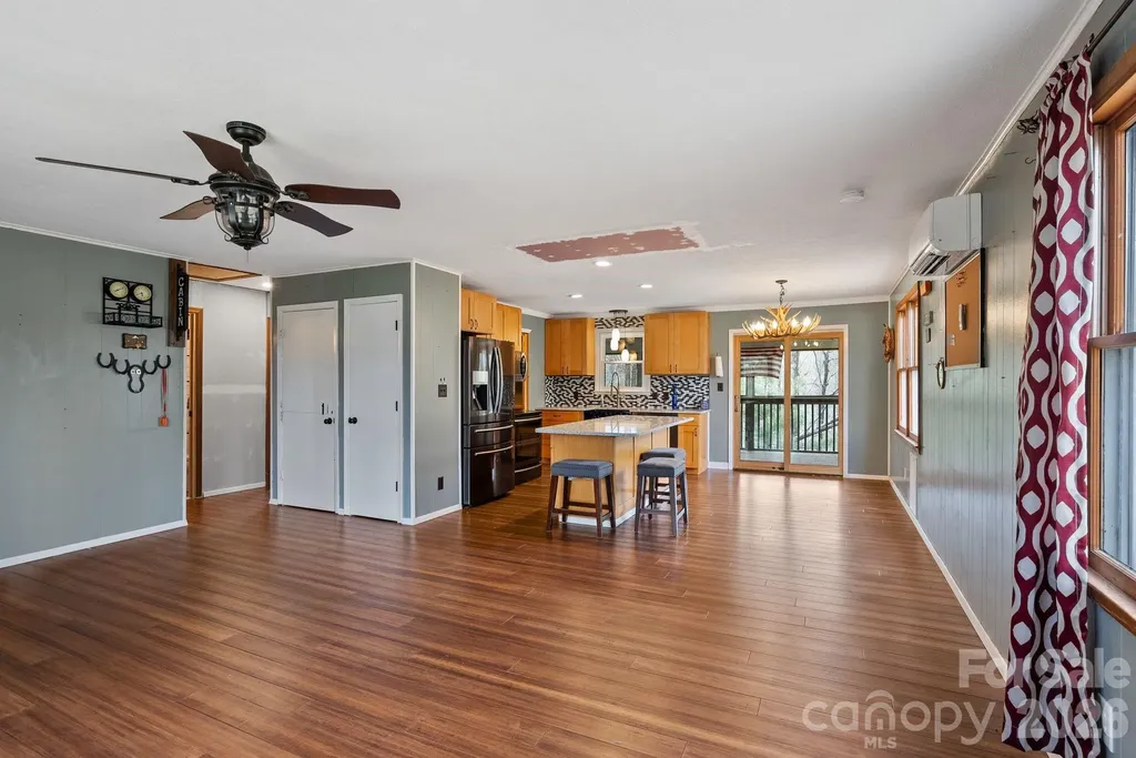 288 Willow Lane Rosman NC 28772