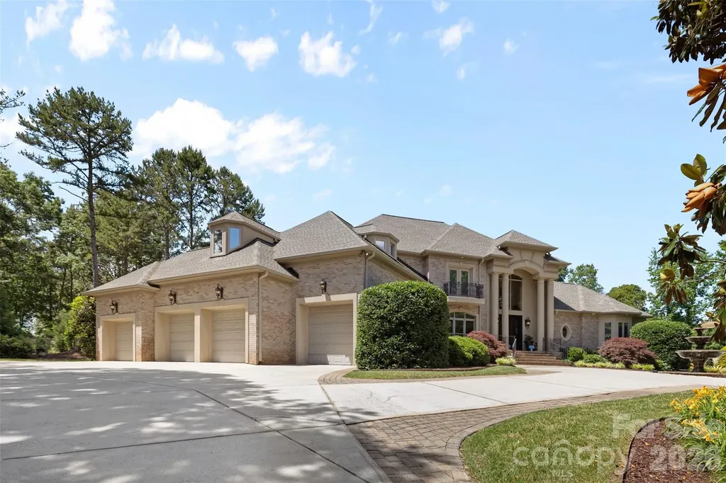 1405 Saratoga Woods Drive Waxhaw NC 28173