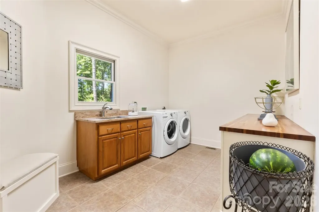 1405 Saratoga Woods Drive Waxhaw NC 28173