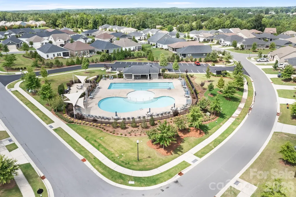 1909 Lotus Lane Denver NC 28037