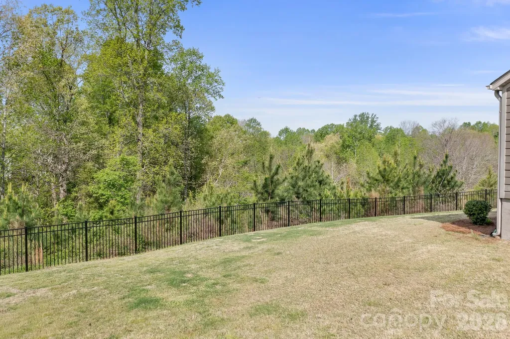 1909 Lotus Lane Denver NC 28037