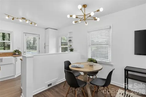 5412 Milhaven Lane Charlotte NC 28269