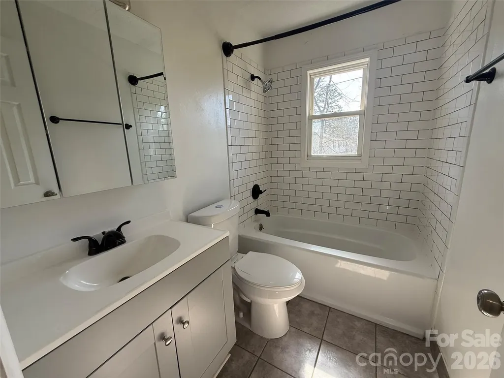 421 Honeywood Avenue Charlotte NC 28216