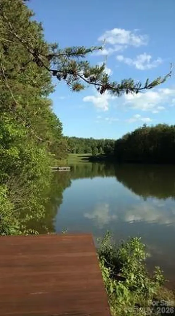 Tbd Hidden Lake Parkway Nebo NC 28761