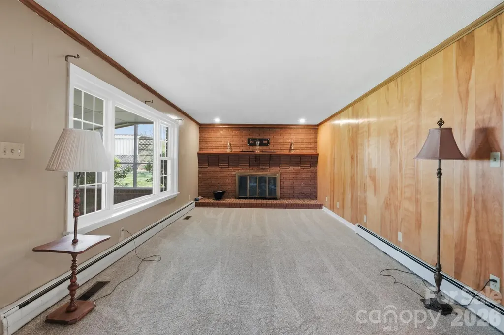 513 2nd Avenue Place NE Conover NC 28613