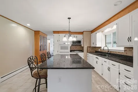 513 2nd Avenue Place NE Conover NC 28613