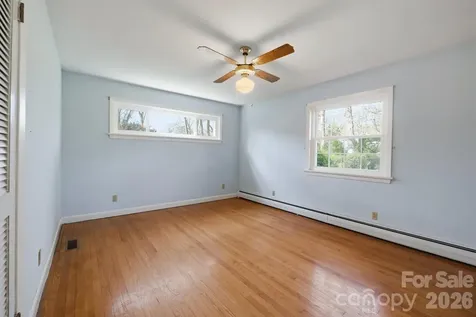 513 2nd Avenue Place NE Conover NC 28613