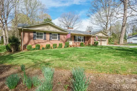 513 2nd Avenue Place NE Conover NC 28613