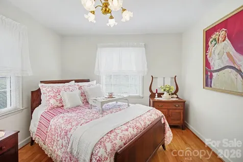 24 Church Street Weaverville NC 28787
