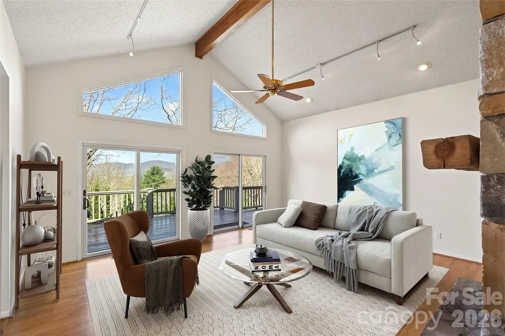 3 Tree Top Place Black Mountain NC 28711