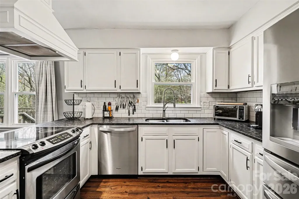 630 Silversmith Drive Charlotte NC 28270