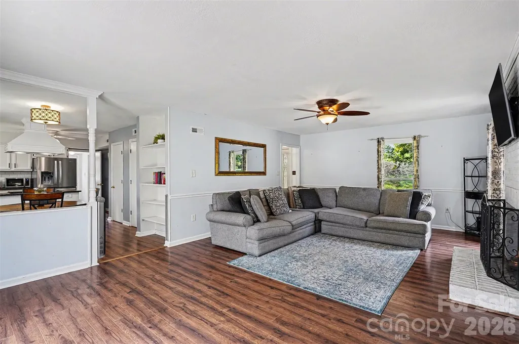 630 Silversmith Drive Charlotte NC 28270