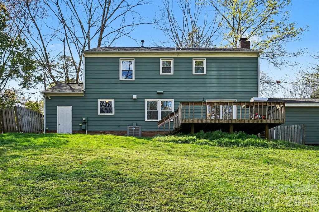 630 Silversmith Drive Charlotte NC 28270
