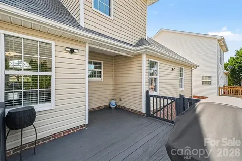 255 19th Avenue SE Hickory NC 28602
