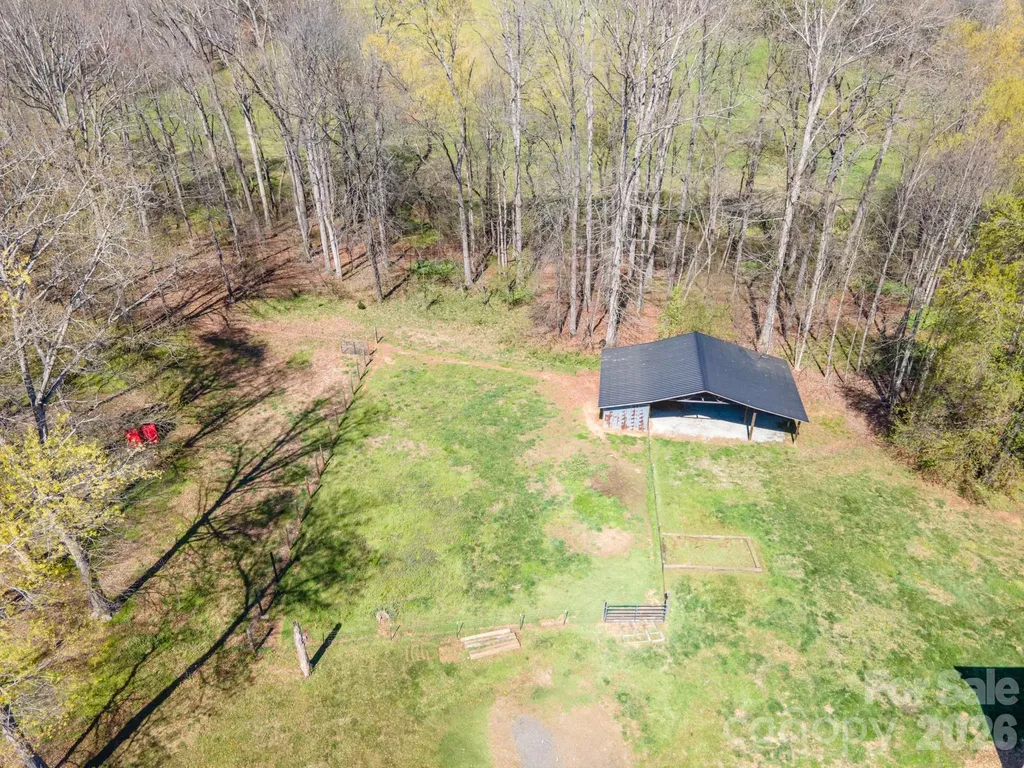 193 Red Hawk Lane Olin NC 28660