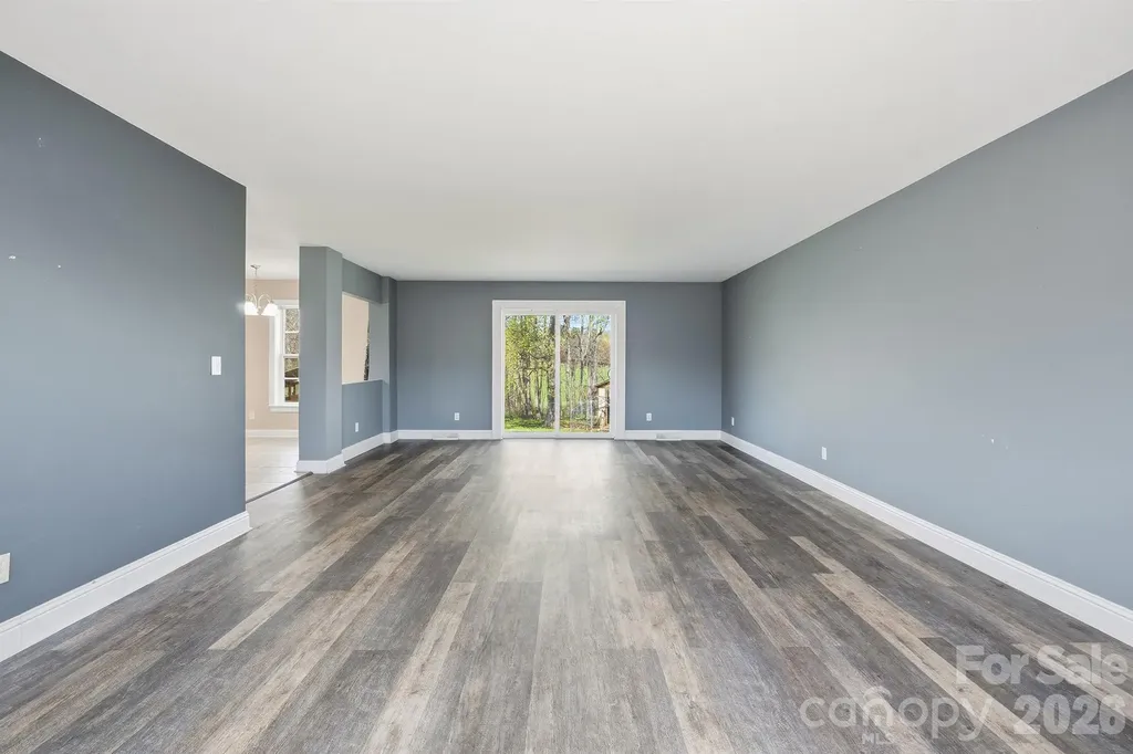 193 Red Hawk Lane Olin NC 28660