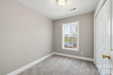 193 Red Hawk Lane Olin NC 28660