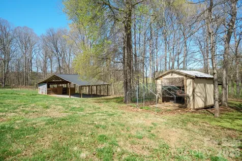 193 Red Hawk Lane Olin NC 28660