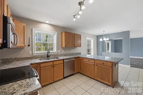 193 Red Hawk Lane Olin NC 28660