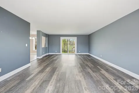 193 Red Hawk Lane Olin NC 28660