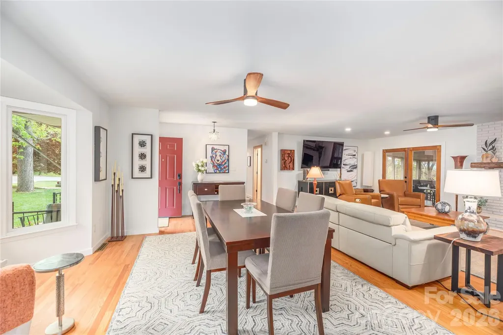 47 Deerwood Drive Asheville NC 28805