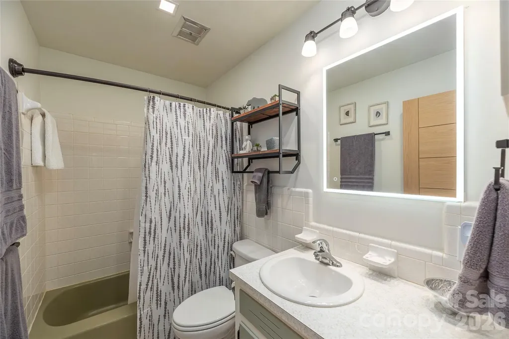 47 Deerwood Drive Asheville NC 28805
