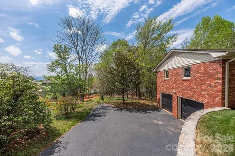 47 Deerwood Drive Asheville NC 28805