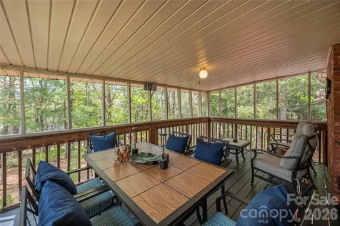 47 Deerwood Drive Asheville NC 28805