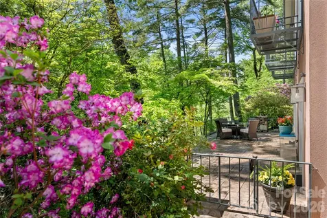 200 Robinhood Road Asheville NC 28804