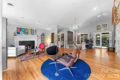 200 Robinhood Road Asheville NC 28804