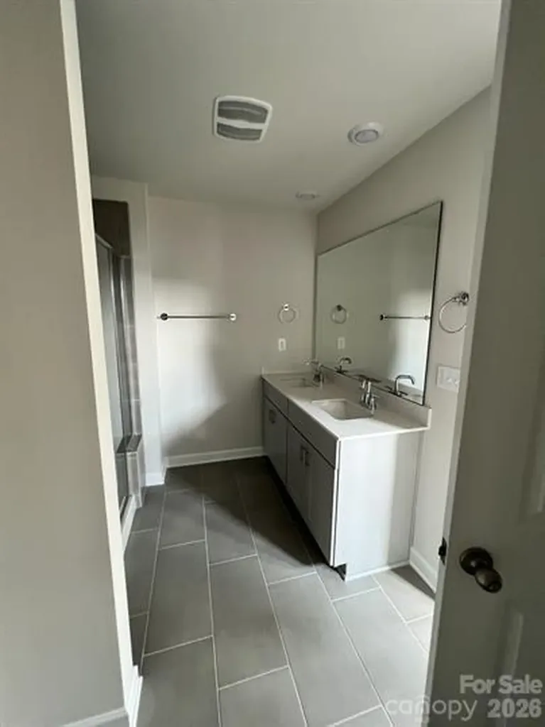 3754 Memorial Parkway Charlotte NC 28217