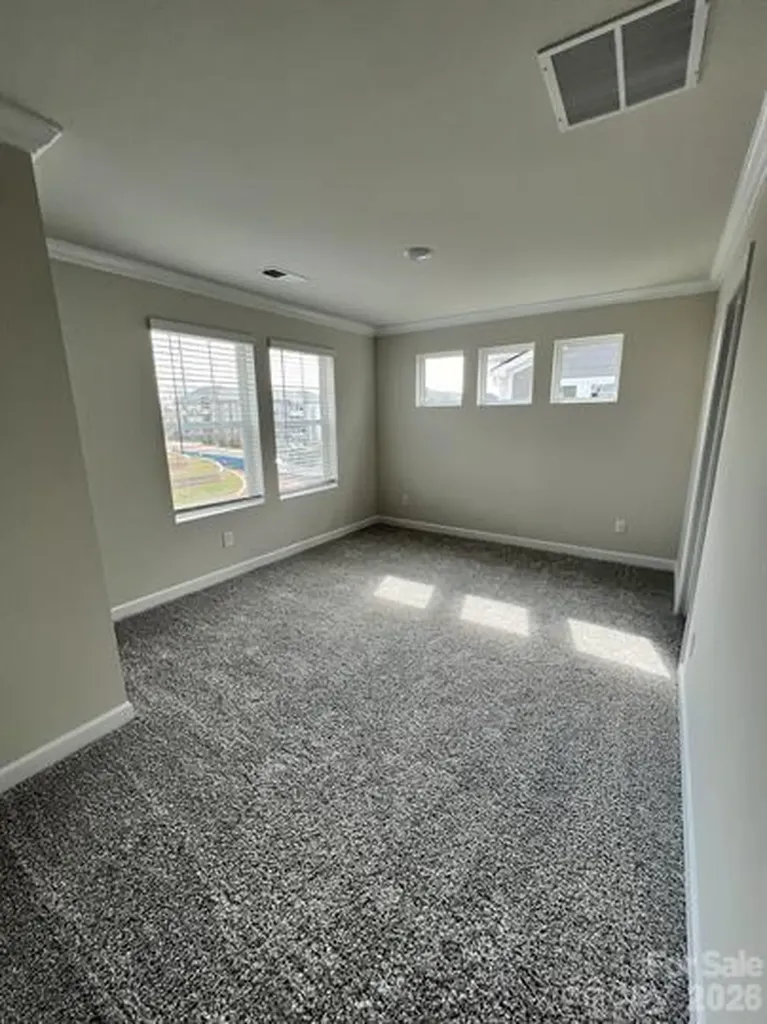 3754 Memorial Parkway Charlotte NC 28217