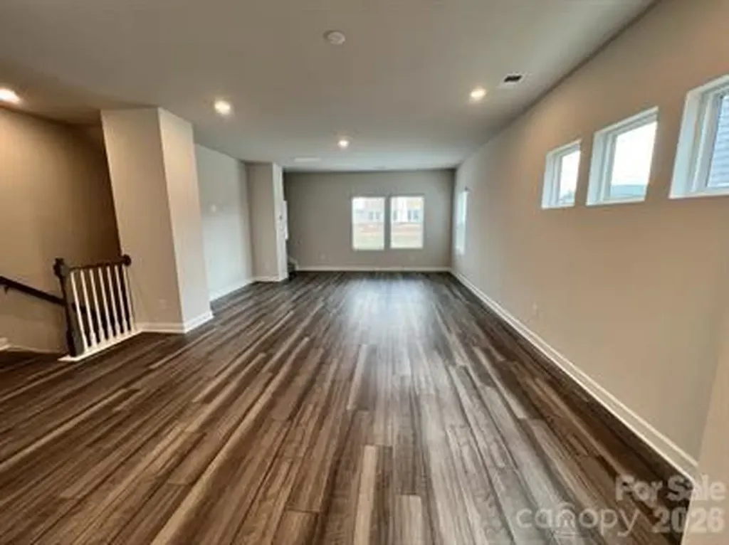 3754 Memorial Parkway Charlotte NC 28217