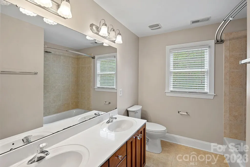 123 Hedgewood Drive Mooresville NC 28115