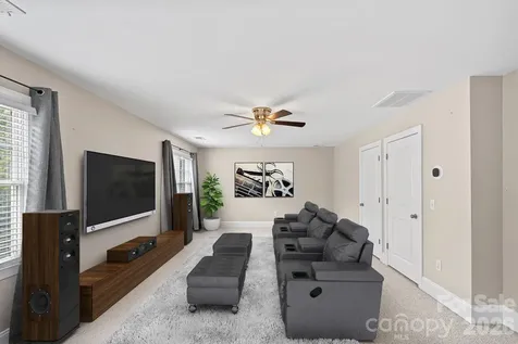123 Hedgewood Drive Mooresville NC 28115