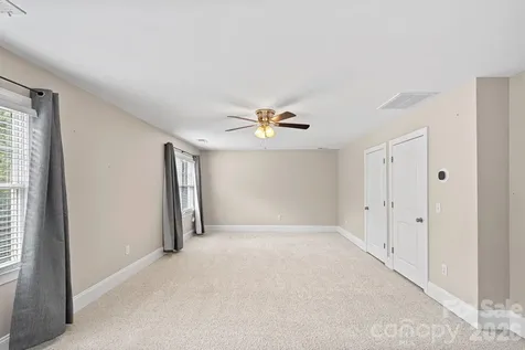 123 Hedgewood Drive Mooresville NC 28115