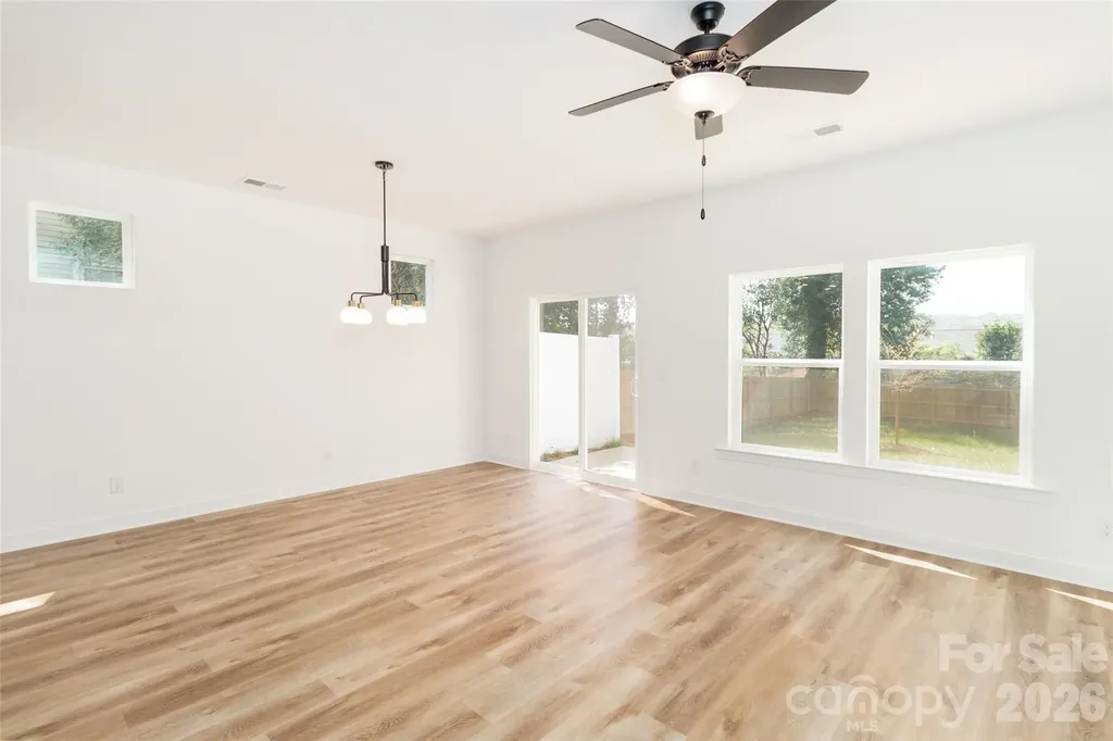 2517 Elon Street Charlotte NC 28208