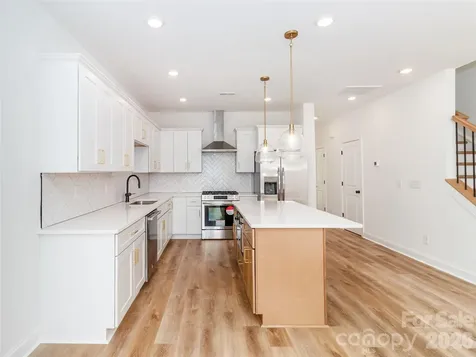 2517 Elon Street Charlotte NC 28208