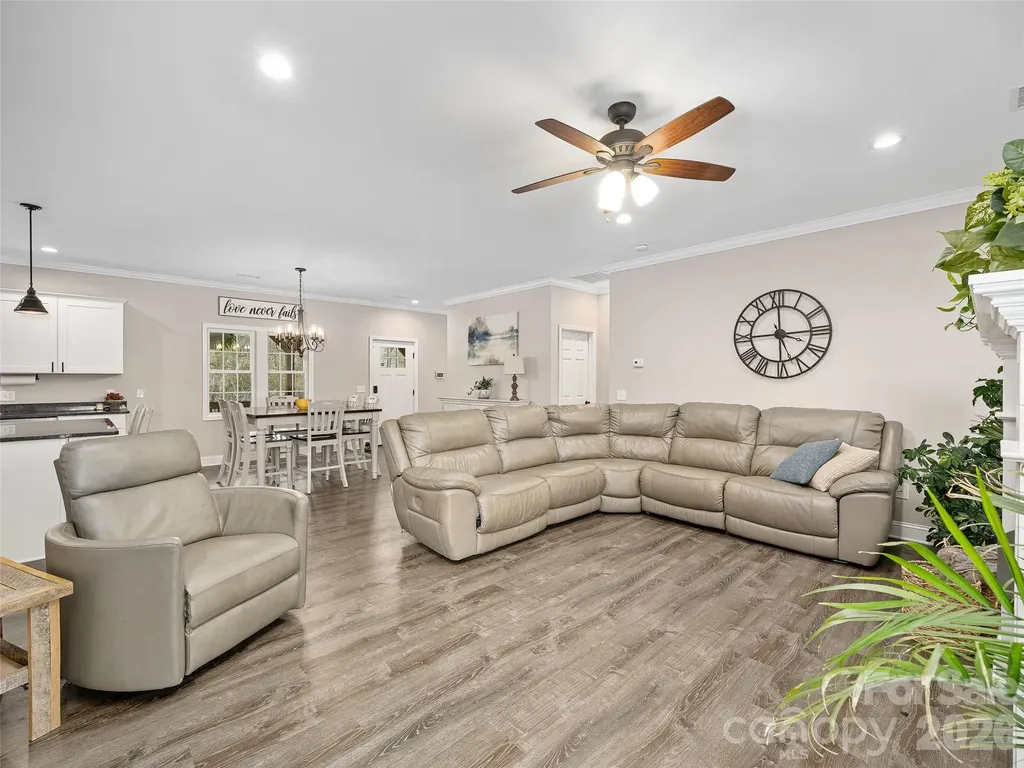 111 Wipprecht Drive Spruce Pine NC 28777