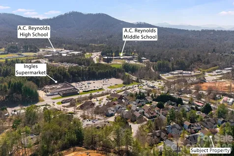 7 Oakhaven Terrace Asheville NC 28803