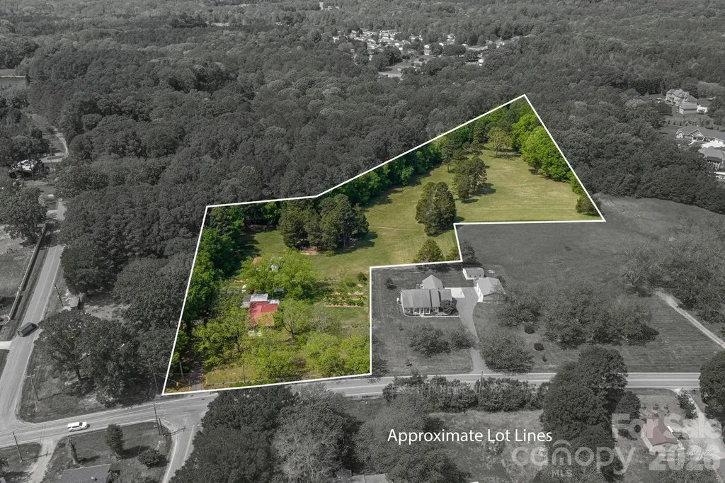 5309 Hickory Grove Road Stanley NC 28164