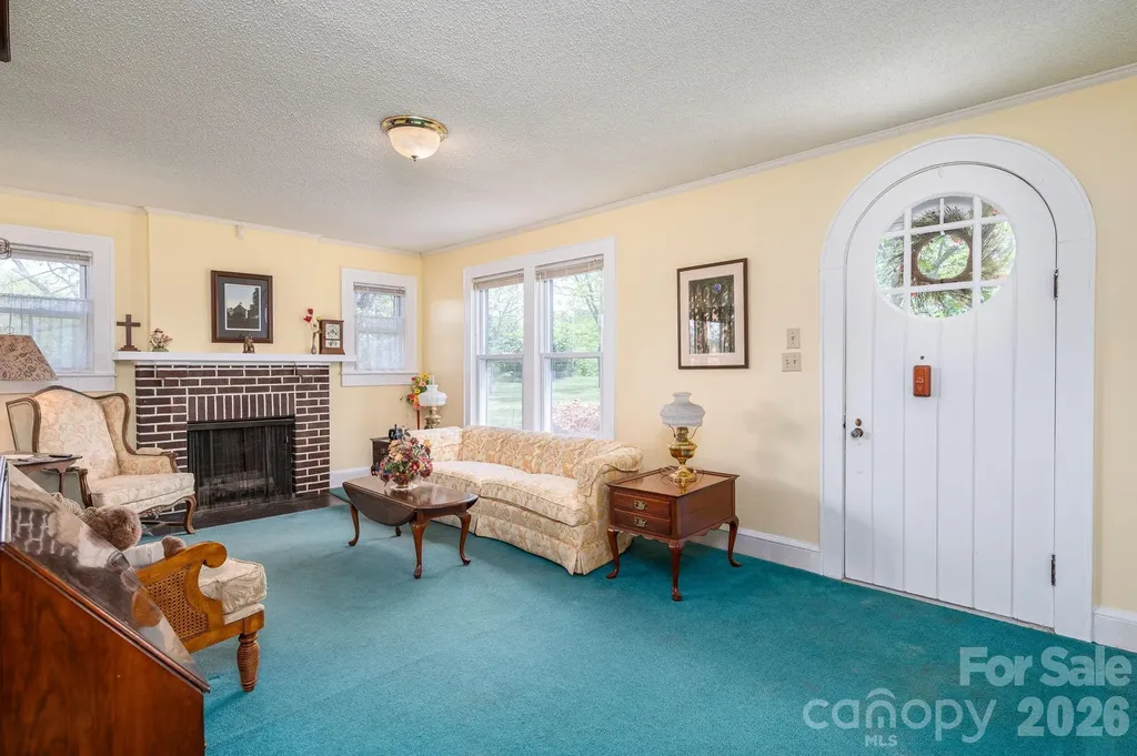 5309 Hickory Grove Road Stanley NC 28164