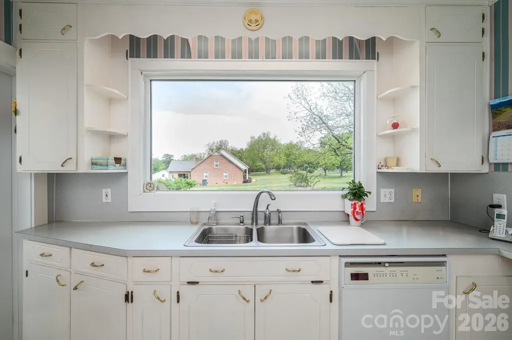 5309 Hickory Grove Road Stanley NC 28164