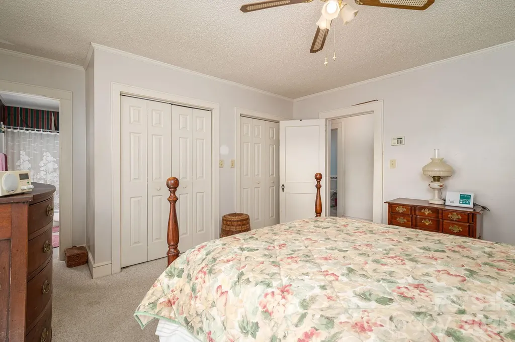 5309 Hickory Grove Road Stanley NC 28164