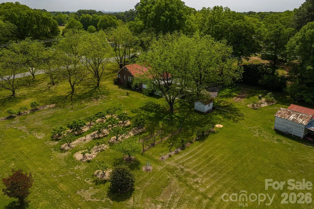 5309 Hickory Grove Road Stanley NC 28164