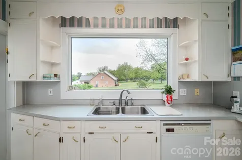 5309 Hickory Grove Road Stanley NC 28164