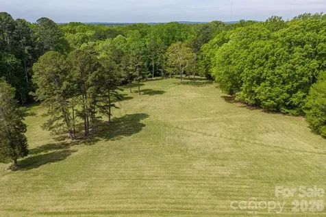 5309 Hickory Grove Road Stanley NC 28164